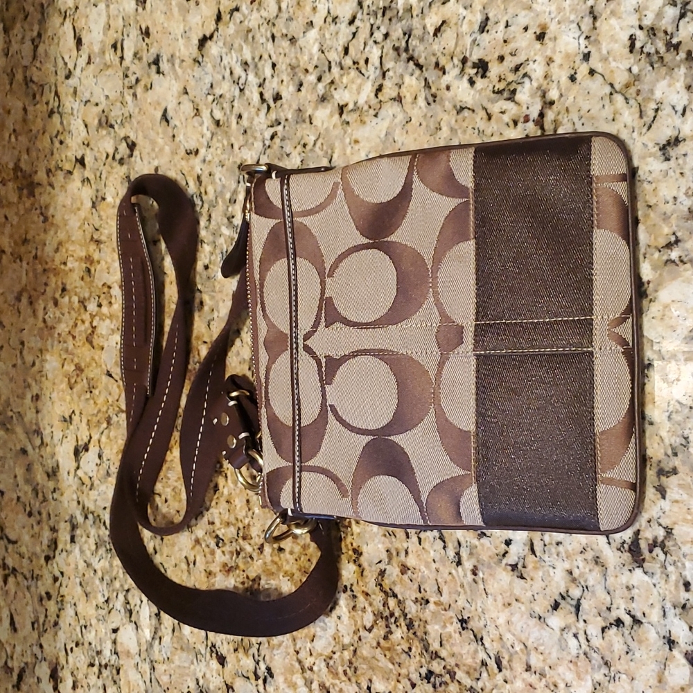 NWOT Coach Jacquard Signature Crossbody Bag